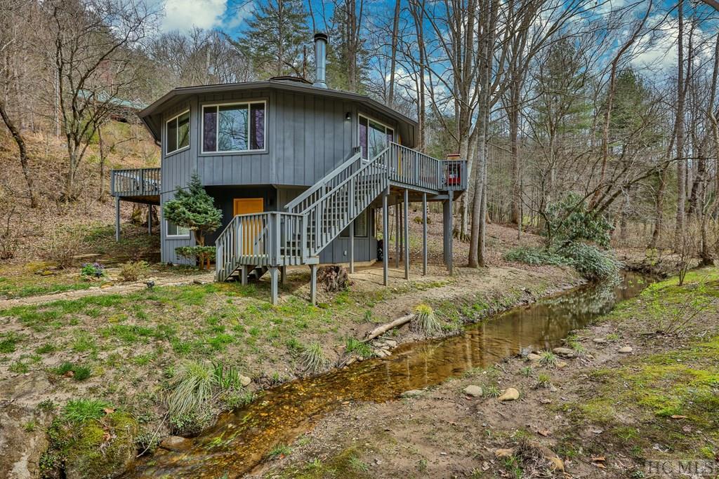 3051 Middle Creek Road Otto, NC 28763 - Photo 3 of 36 Gallery Image 3