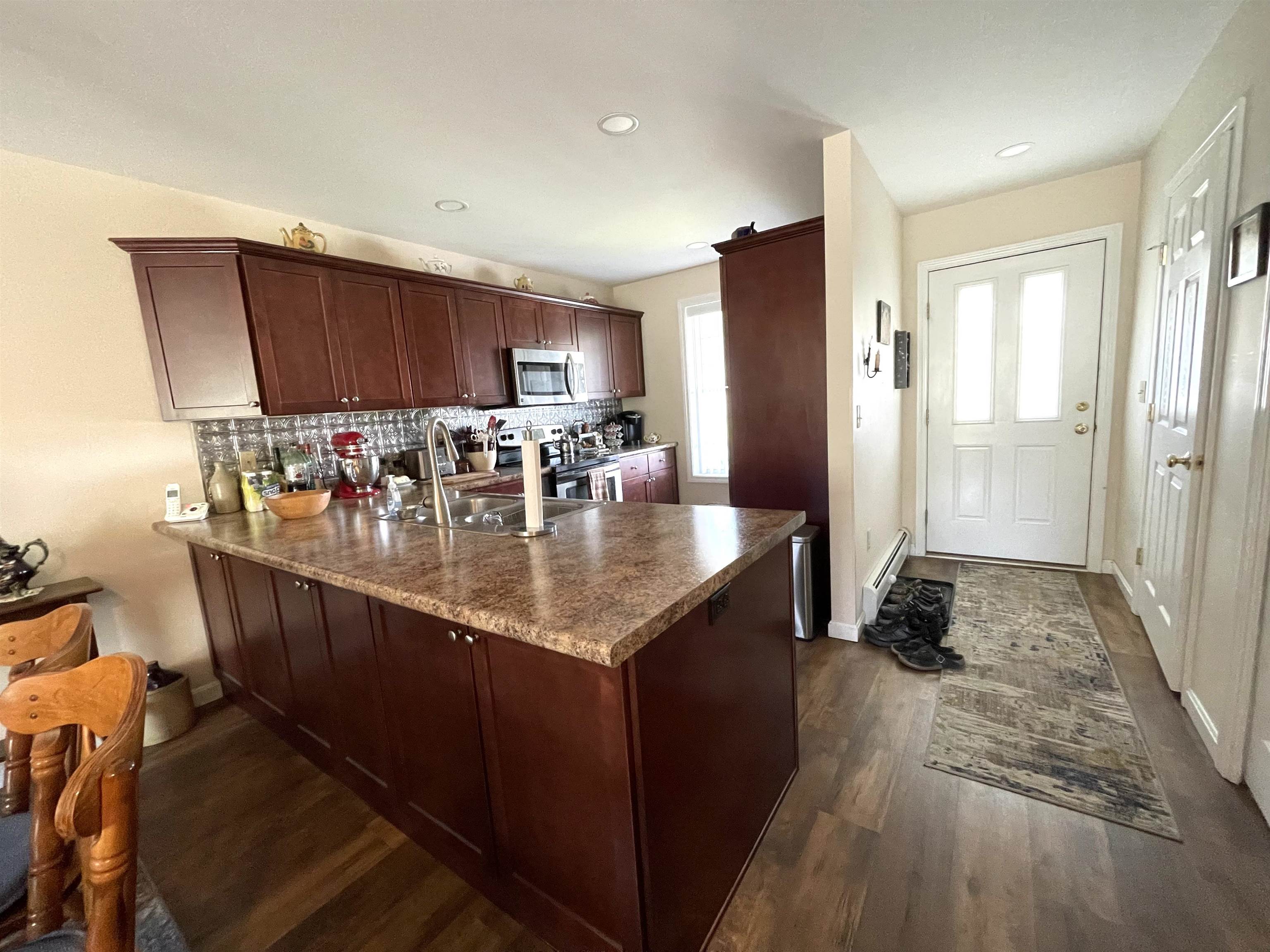 24 Fecteau Circle, Unit 17 Barre, VT 05641 - Photo 5 of 38