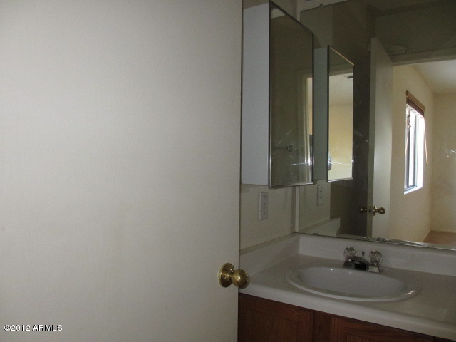 21379 Keystone Drive Maricopa, AZ 85138 - Photo 11 of 24 023-154966-Master bath