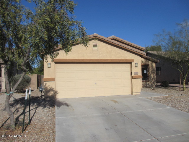 21379 Keystone Drive Maricopa, AZ 85138 - Photo 2 of 24 023-154966-Front Left