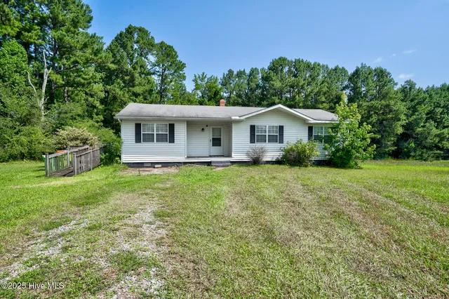 $129,900 | 463 Lynch Cemetery Road, Hollister, NC 27844