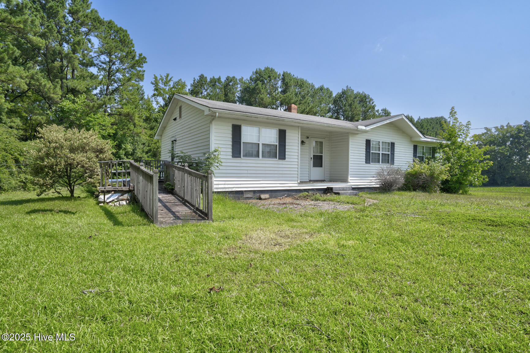 463 Lynch Cemetery Road Hollister, NC 27844 - Photo 3 of 26 003-463LynchCemeteryRoad-Hollister-NC-27
