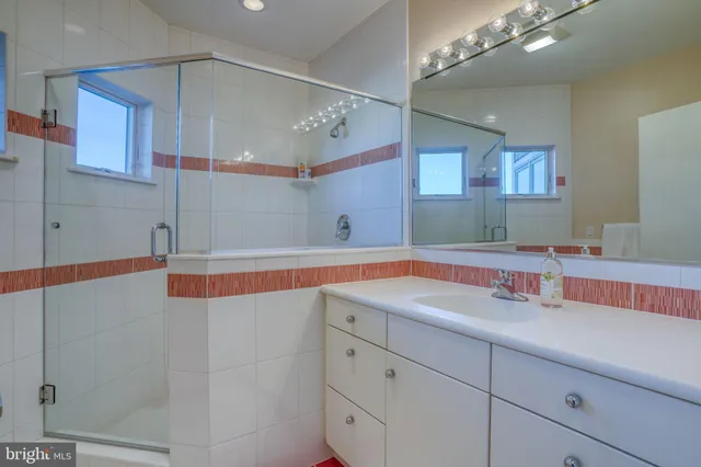 $6,200,000 | 37105 Ocean Park Lane, Fenwick Island, DE 19944