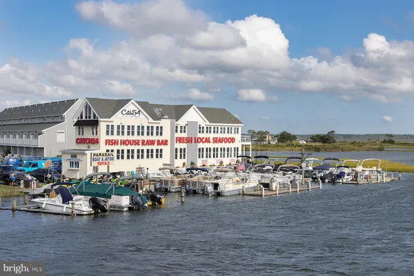 $6,200,000 | 37105 Ocean Park Lane, Fenwick Island, DE 19944
