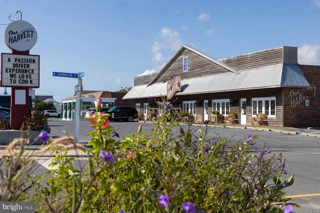 $6,200,000 | 37105 Ocean Park Lane, Fenwick Island, DE 19944