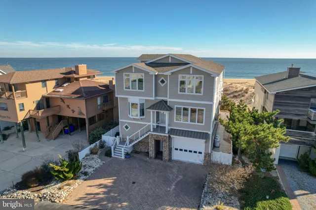 $6,200,000 | 37105 Ocean Park Lane, Fenwick Island, DE 19944