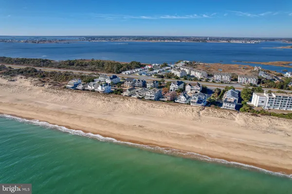 $6,200,000 | 37105 Ocean Park Lane, Fenwick Island, DE 19944