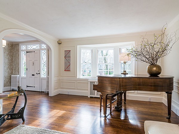 30 Fenwick Road Newton, MA 02468 - Photo 4 of 27