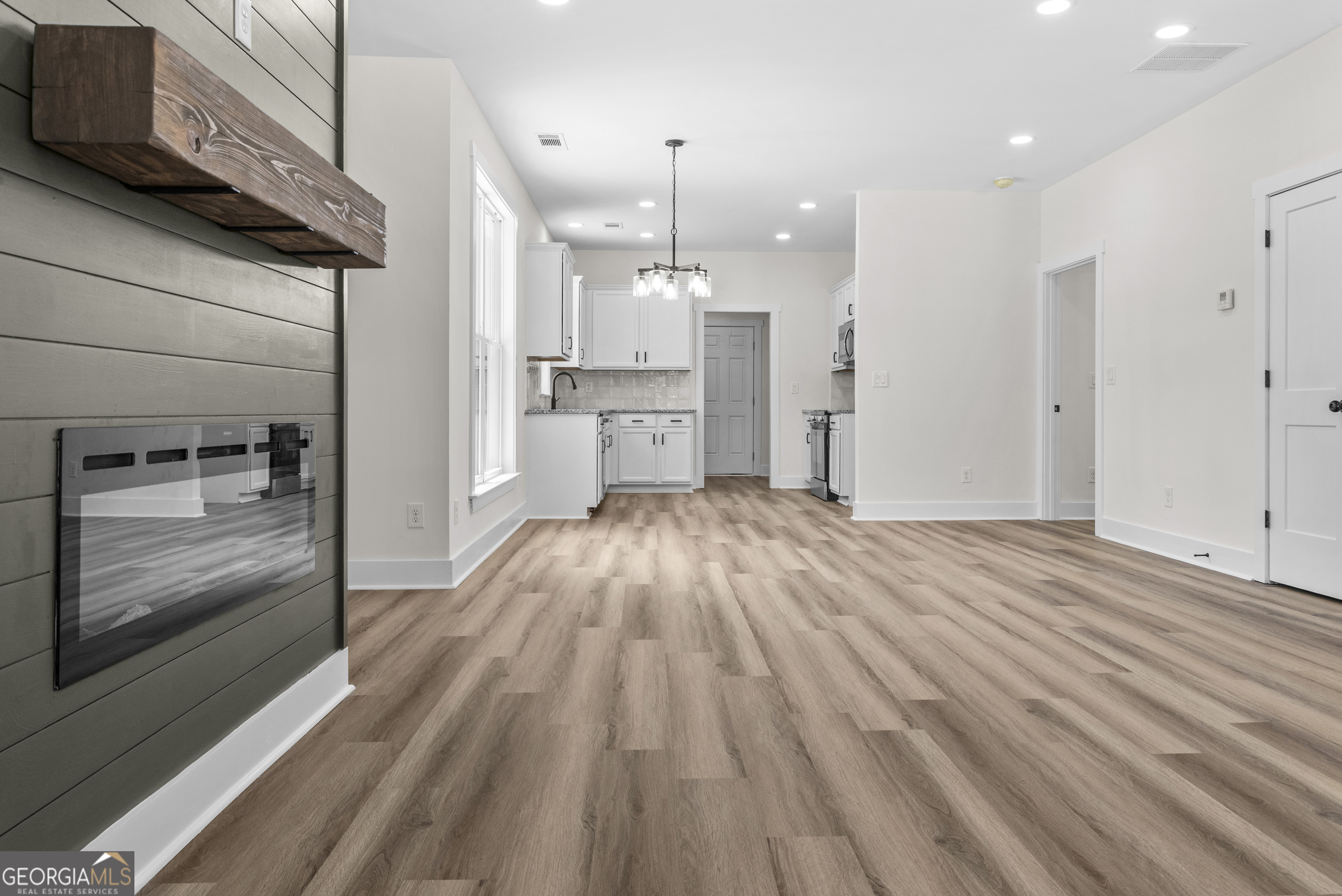 1113 Cornwall Drive Madison, GA 30650 - Photo 10 of 37