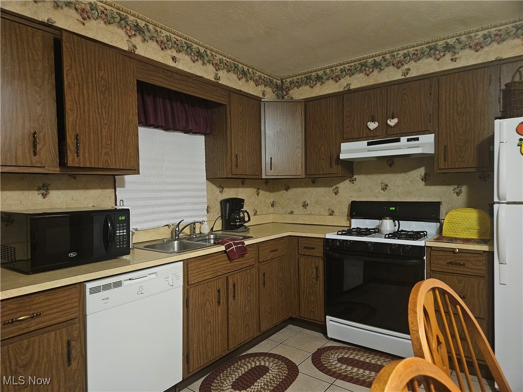4599 Roadoan Road Brooklyn, OH 44144 - Photo 10 of 35