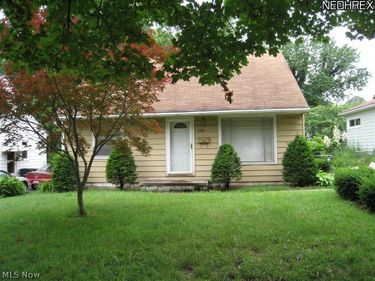 818 Davis Street Akron, OH 44310 - Photo 2 of 2 Gallery Image 2