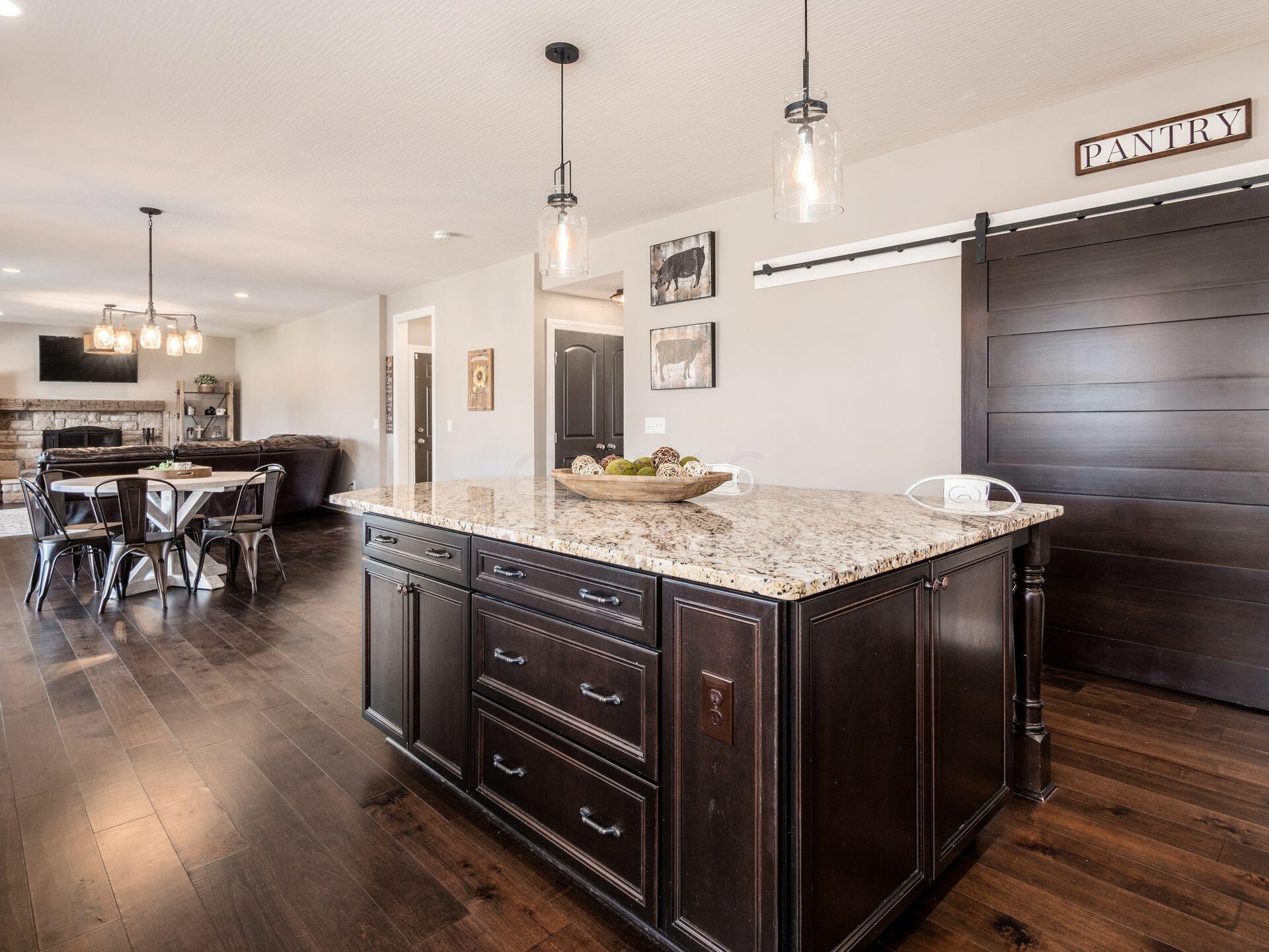 5408 Refugee Road Baltimore, OH 43105 - Photo 23 of 58 Kitchen & Dinette Area