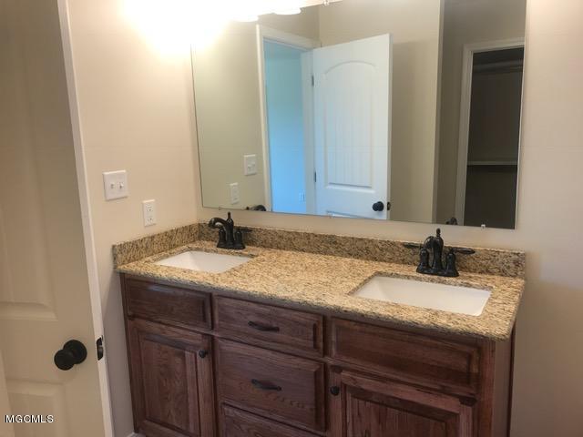 21562 Coleman Cemetery Road Moss Point, MS 39562 - Photo 19 of 25 Master Bathroom