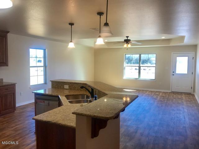 21562 Coleman Cemetery Road Moss Point, MS 39562 - Photo 6 of 25 Living Room View