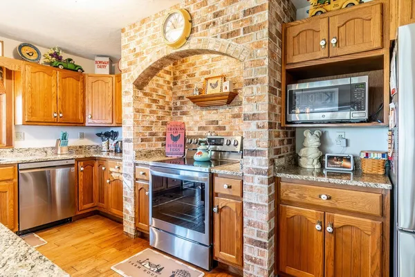 $570,000 | 3305 North 300 East, Fremont, IN 46737