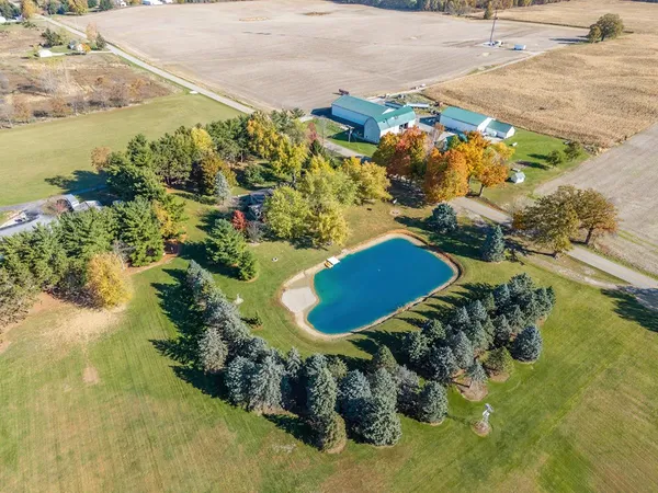 $570,000 | 3305 North 300 East, Fremont, IN 46737