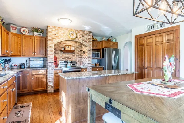 $570,000 | 3305 North 300 East, Fremont, IN 46737