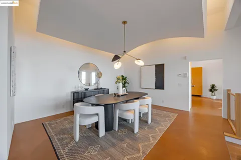 $1,395,000 | 6590 Oakwood Drive, Oakland, CA 94611