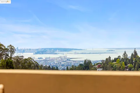 $1,395,000 | 6590 Oakwood Drive, Oakland, CA 94611