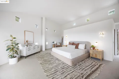 $1,395,000 | 6590 Oakwood Drive, Oakland, CA 94611