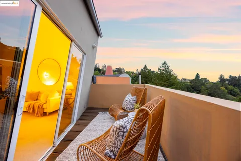 $1,395,000 | 6590 Oakwood Drive, Oakland, CA 94611