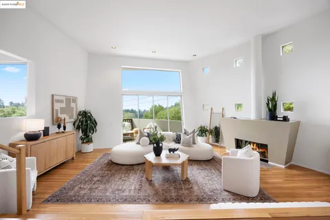 $1,395,000 | 6590 Oakwood Drive, Oakland, CA 94611