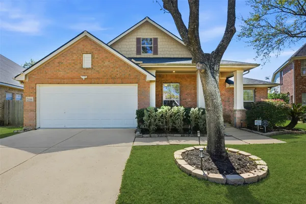 $2,050 | 7018 Chapel Meadow Lane, Richmond, TX 77407