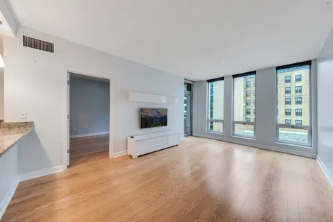 $2,500 | 1400 South Michigan Avenue, Unit 507, Chicago, IL 60605