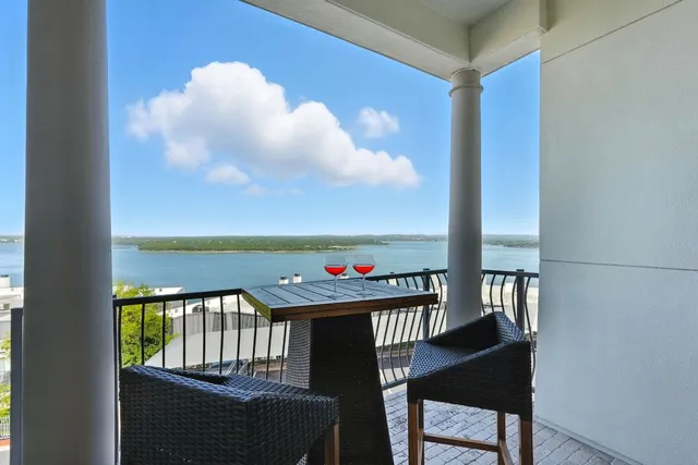 $2,700 | 2918 Ranch Road 620 North, Unit P290, Austin, TX 78734