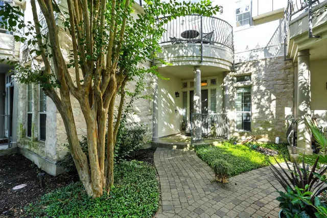 $2,700 | 2918 Ranch Road 620 North, Unit P290, Austin, TX 78734