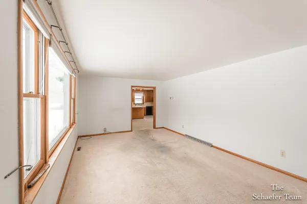 $338,000 | 4885 Gavin Lake Road Northeast, Ada, MI 49301