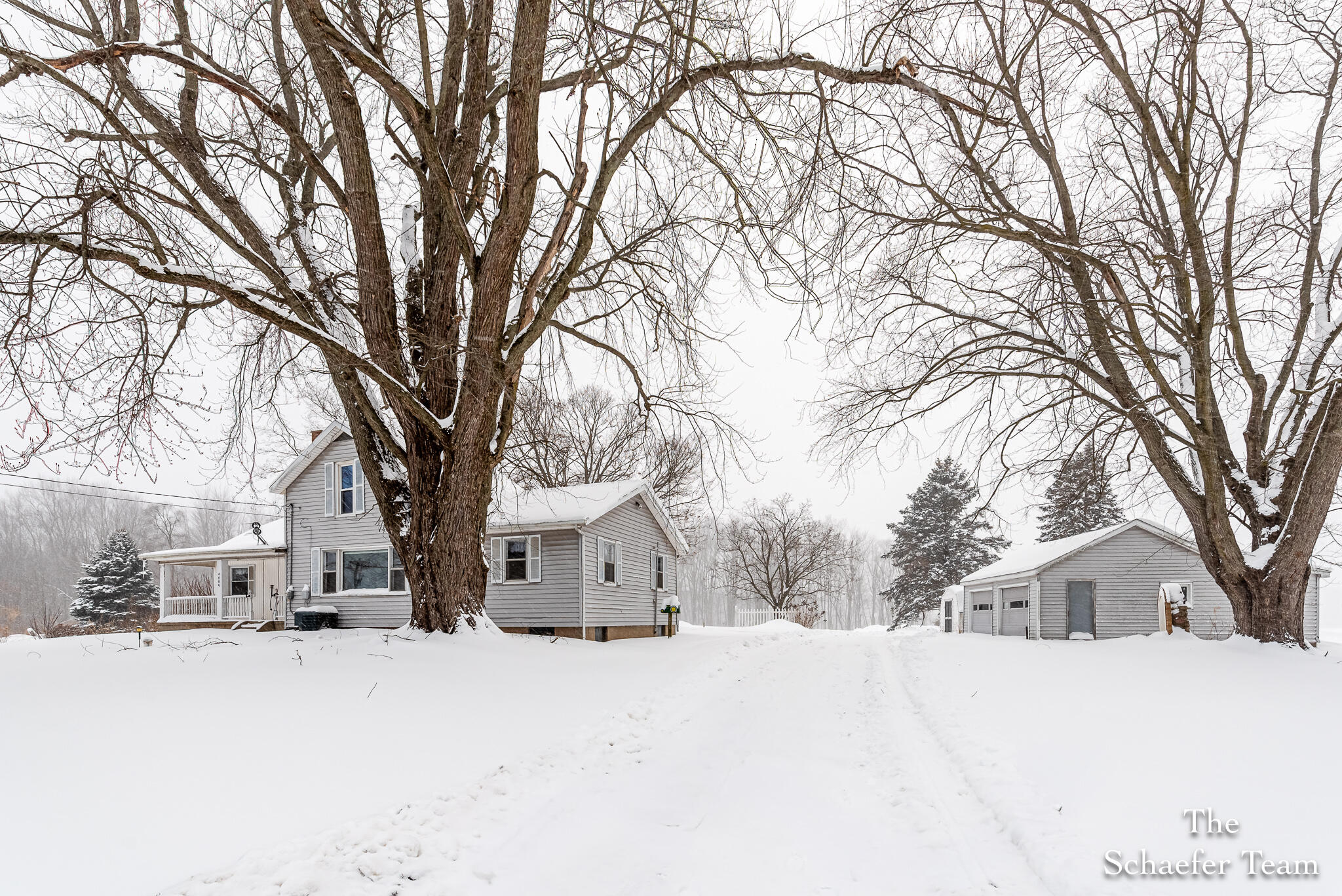 4885 Gavin Lake Road Northeast Ada, MI 49301 - Photo 6 of 32 RHPRE_260122_003