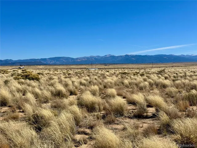 a view of an outdoor space and trees