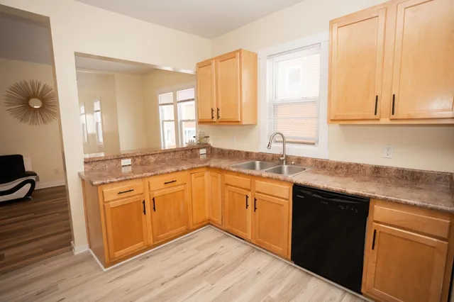 $249,900 | 2928 34th Avenue South, Minneapolis, MN 55406