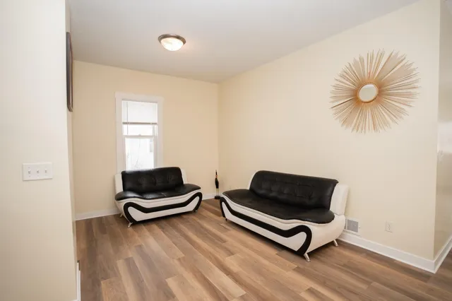 $249,900 | 2928 34th Avenue South, Minneapolis, MN 55406