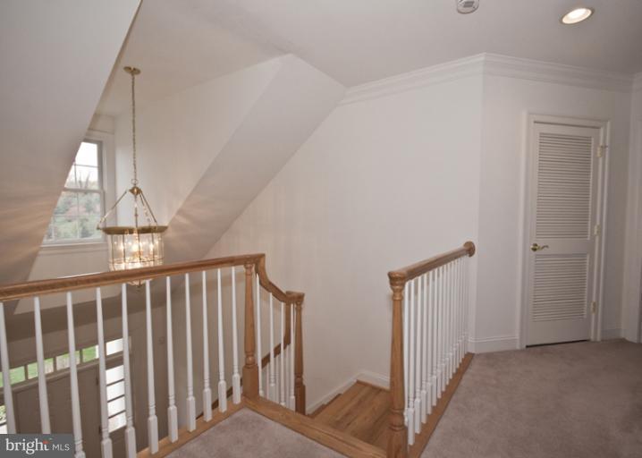 2103 Cranbourne Road Lutherville-Timonium, MD 21093 - Photo 16 of 30 Upper level hall
