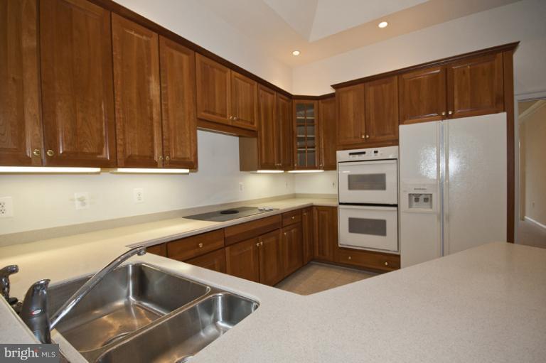 2103 Cranbourne Road Lutherville-Timonium, MD 21093 - Photo 3 of 30 Cherry Cabinetry w/Corian Counters