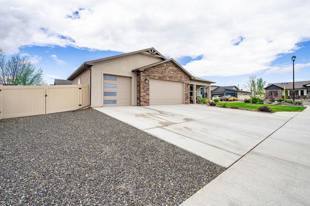957 Elberta Drive Fruita, CO 81521 - Photo 3 of 39