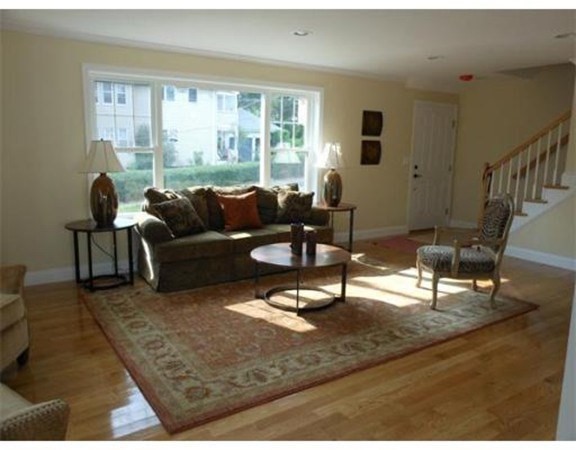 3 Oakley Road, Unit 3 Watertown, MA 02472 - Photo 2 of 14