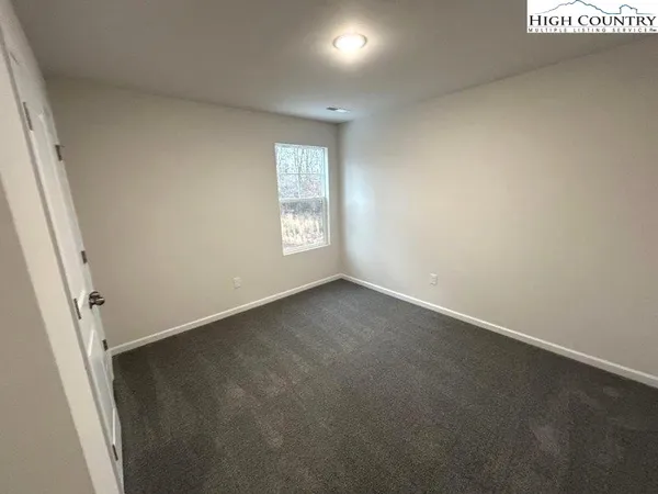$499,900 | 5155 Mark Drive Northeast, Hickory, NC 28601