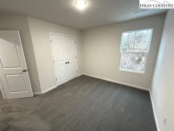 $499,900 | 5155 Mark Drive Northeast, Hickory, NC 28601