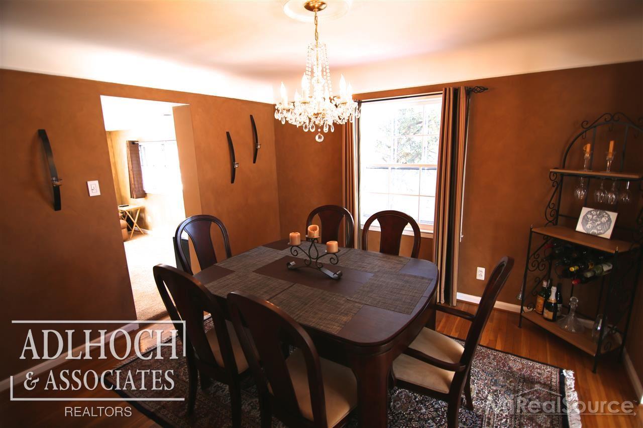 1437 Yorkshire Road Grosse Pointe Park, MI 48230 - Photo 7 of 17
