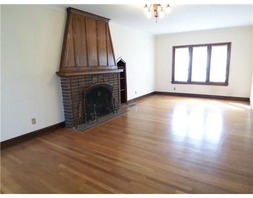 Living Room. 