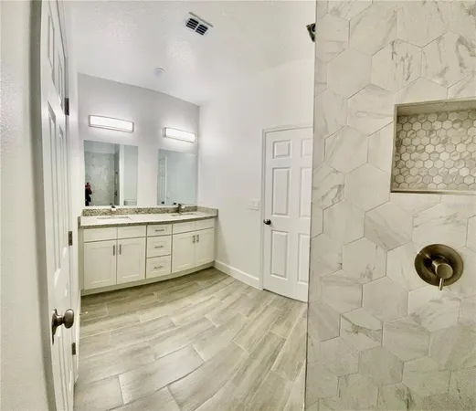 $2,300 | 10006 Massey Street, Orlando, FL 32825