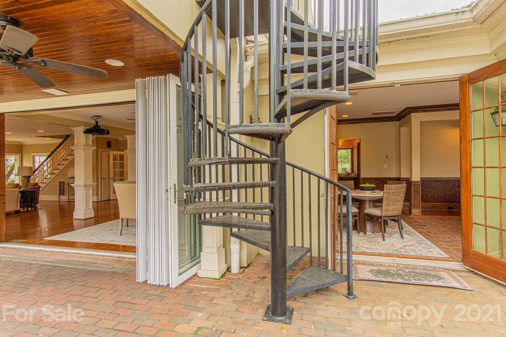 2132 Rolston Drive Charlotte, NC 28207 - Photo 16 of 48 a view of entryway front of house