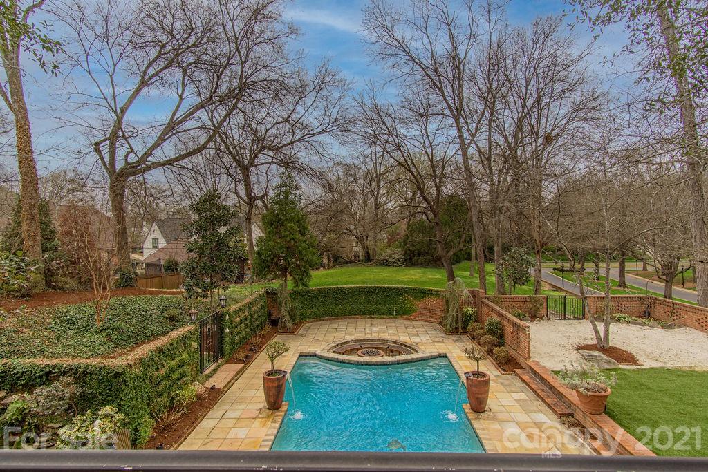 2132 Rolston Drive Charlotte, NC 28207 - Photo 30 of 48 a view of a small yard and swimming pool