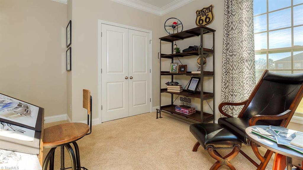 6214 Bateman Court Oak Ridge, NC 27310 - Photo 14 of 32