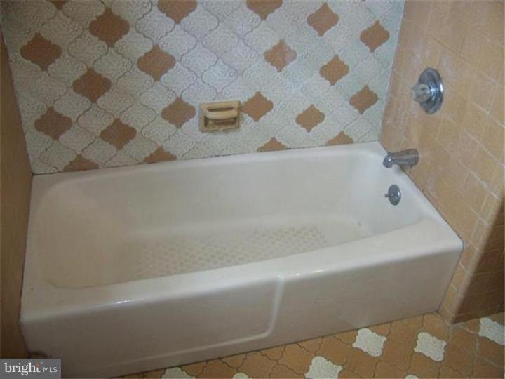 1451 Markley Road Pennsburg, PA 18073 - Photo 14 of 23 Bathroom