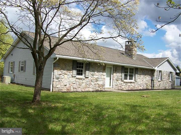 1451 Markley Road Pennsburg, PA 18073 - Photo 3 of 23 Exterior Front