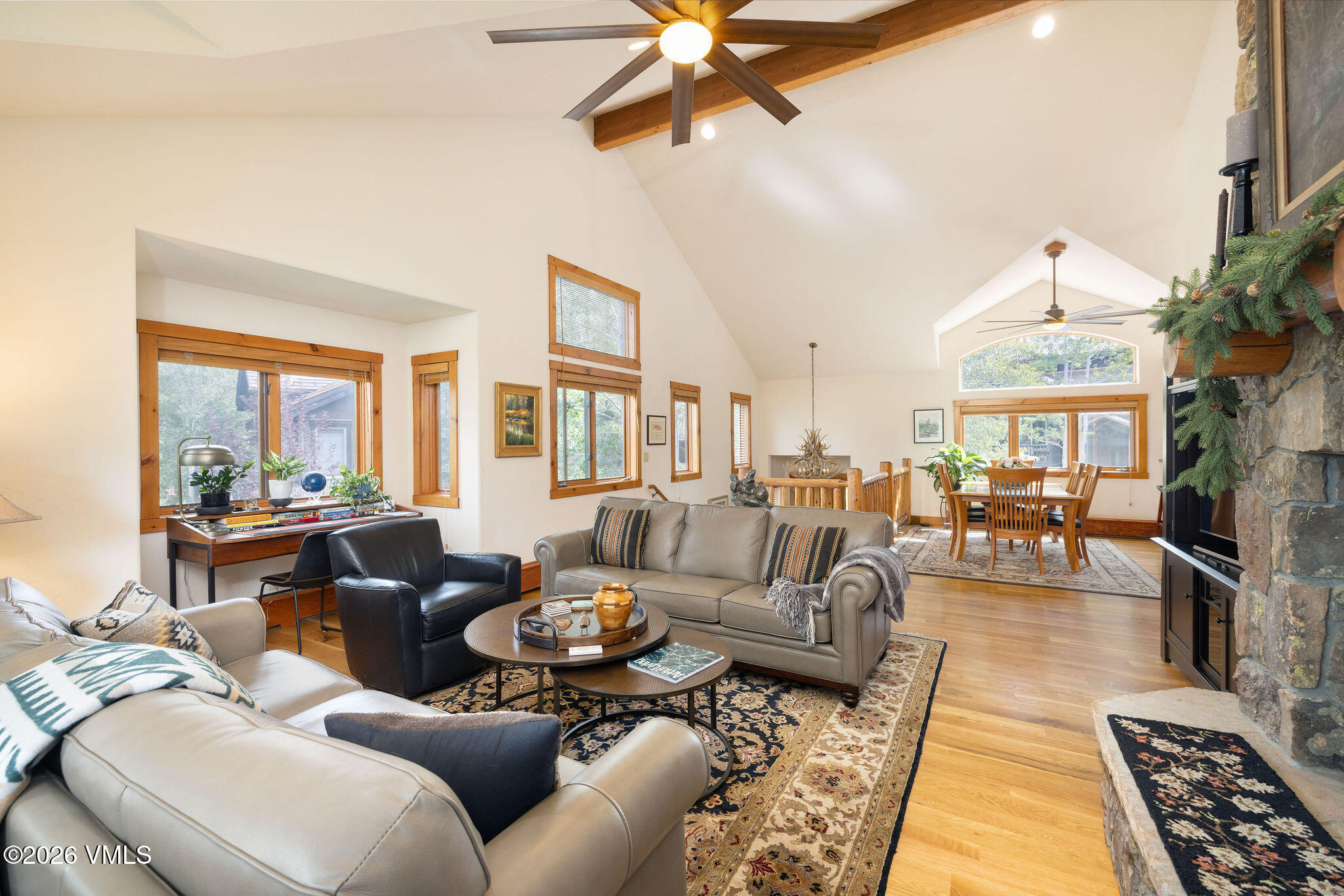 49 Knudson Ranch Road Edwards, CO 81632 - Photo 4 of 20 2608_49_knudson_b_interior_living_c